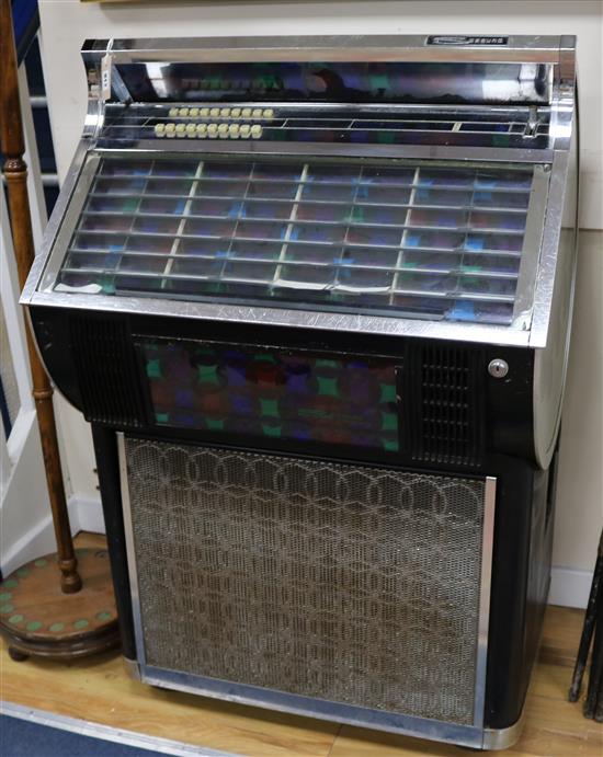 A Seeburg jukebox 1973 W.80cm